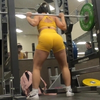 Big booty squatter