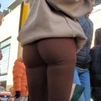 Brown leggings blonde