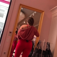 Red leggings Latina