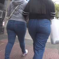 Two big booty girls
