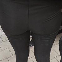 Black jeggings