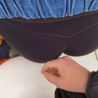 Leggings booty grope