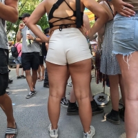 Big booty festival girl