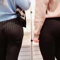 Two hotties in leggings