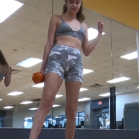 Candid gym hottie (part 2)