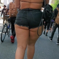 PAWG cheeks