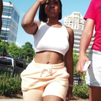 Big titty IG model