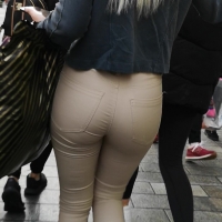 Cream jeans booty (part 3)