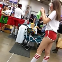 Car show ass cheeks