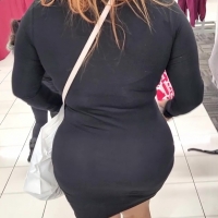 Fat ass in black skirt