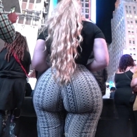 Crazy PAWG booty
