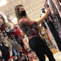 Hottie in textured leggings